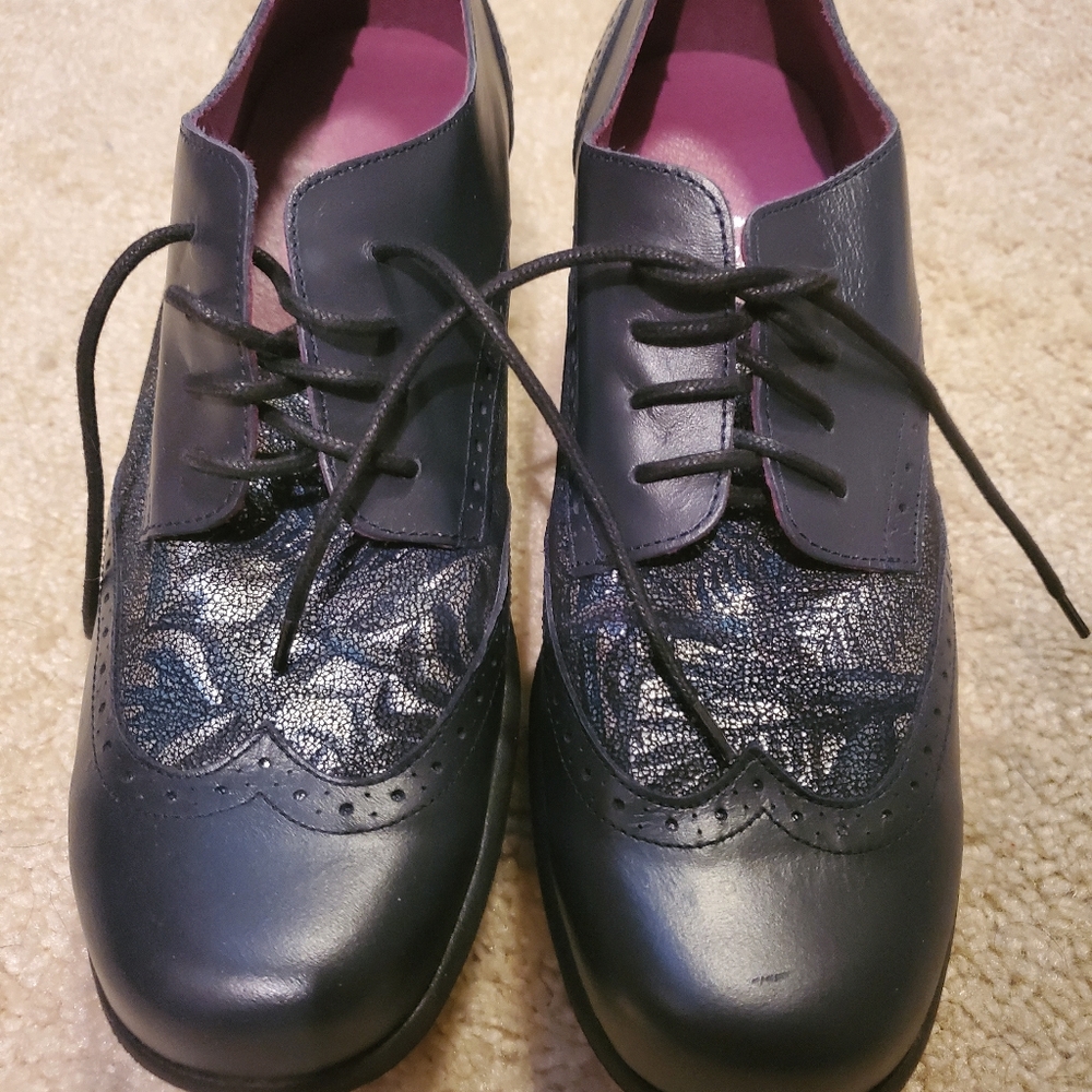 Agilis Barcelona platform oxford size 39